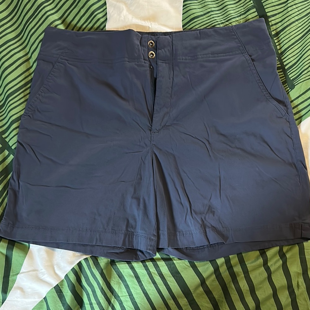 Columbia Blue Bermuda Shorts Tailored Mid-Length